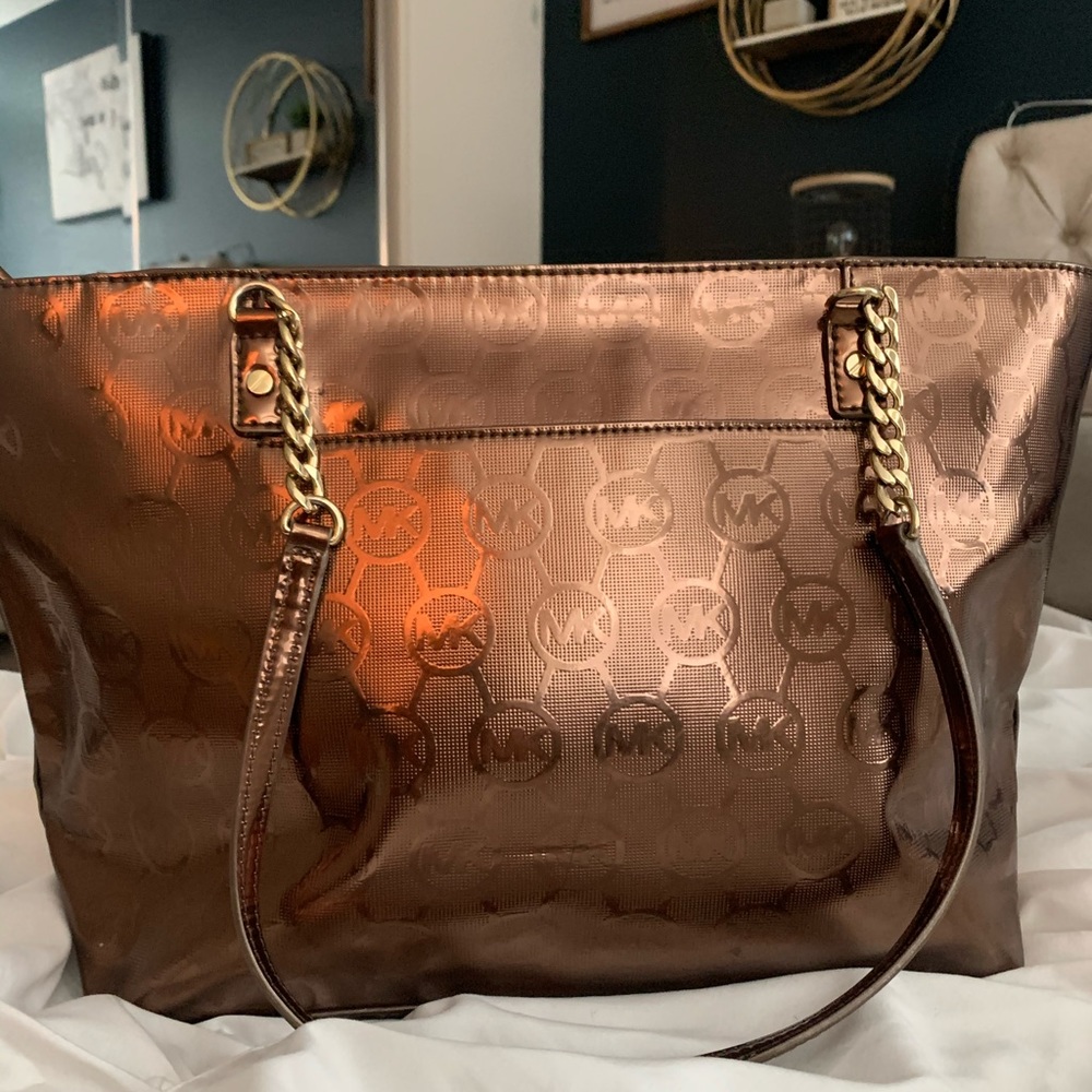 Michael Kors purse
